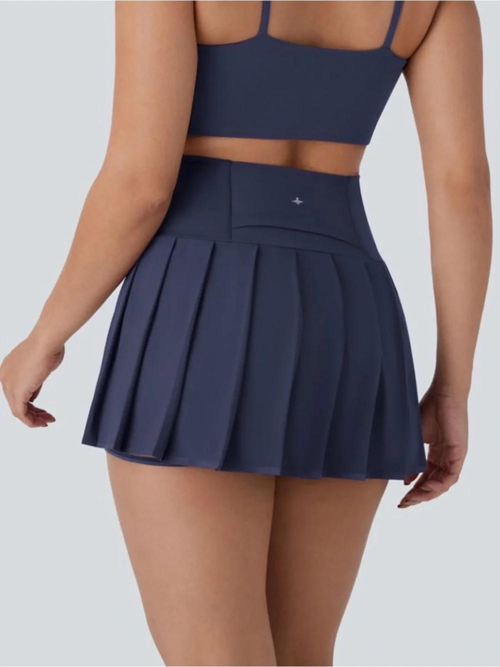 Halara Breezeful High Waisted Pleated 2-in-1 Side & Pocket Asymmetric Hem mini - Picture 4 of 13